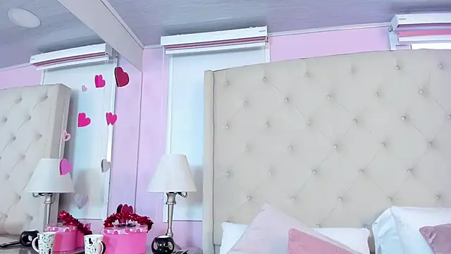 scarlett leblanc  online show from February 27, 2026, 11:54 am