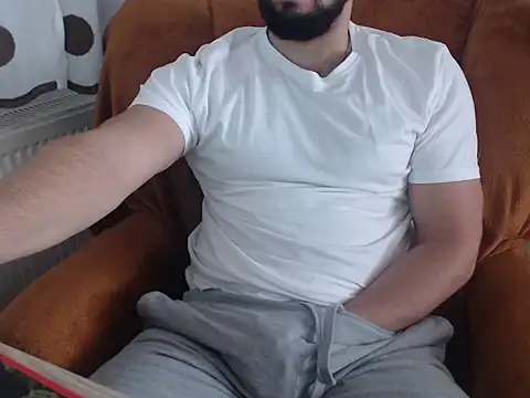 Snapshot of strongcoffee10 chatting on November 15, 2025, 10:30 am strongcoffee10 online show from November 15, 2025, 10:30 am