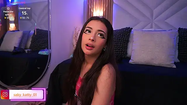 Kat Saky online show from January 12, 2026, 11:31 pm