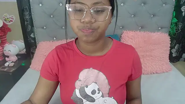 valentinavega18x online show from February 24, 2026, 3:18 am