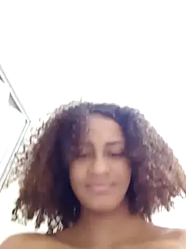 lolo sfdinhaa online show from November 17, 2025, 1:59 pm