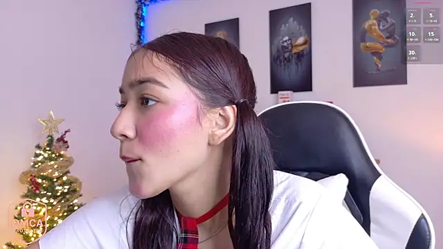 valeria aragon1107 online show from November 30, 2025, 6:30 pm