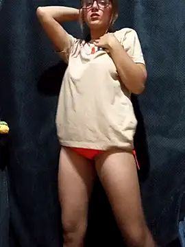 lola mamadas online show from November 16, 2025, 4:17 am