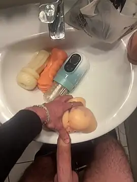 LeBestre online show from February 16, 2026, 11:35 pm