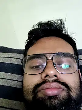 Snapshot of unknownman697856 chatting on November 22, 2025, 6:12 am unknownman697856 online show from November 22, 2025, 6:12 am