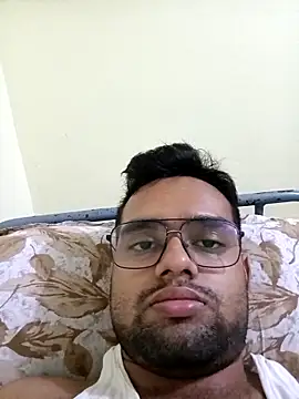 Snapshot of unknownman697856 chatting on October 31, 2025, 1:41 pm unknownman697856 online show from October 31, 2025, 1:41 pm