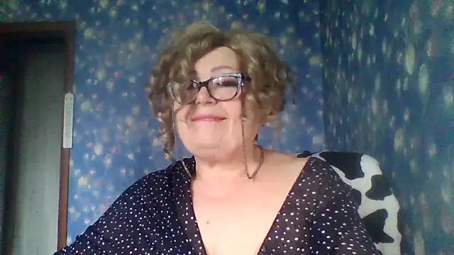 Milaniya606 online show from November 23, 2025, 7:40 am