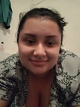 Snapshot of CurvyNoir chatting on July 10, 2026, 3:06 am CurvyNoir online show from July 10, 2026, 3:06 am