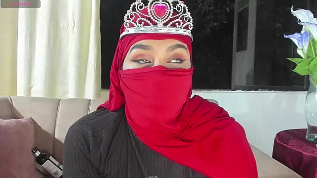 kadira6  online show from November 4, 2025, 2:04 am