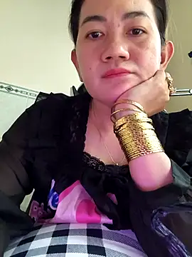 codaivensong online show from November 23, 2025, 3:49 am