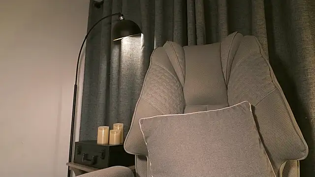 lianewhite online show from February 5, 2026, 12:17 am