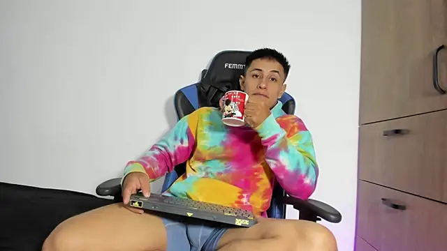 Snapshot of dorman_boy chatting on February 24, 2026, 2:01 am dorman boy online show from February 24, 2026, 2:01 am