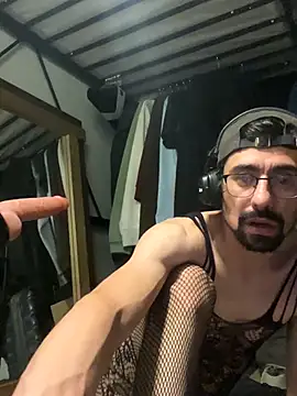 Bazarovxh online show from November 3, 2025, 9:02 am