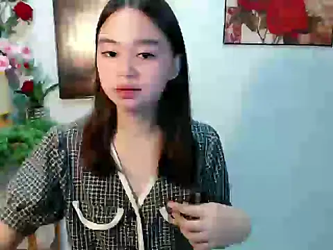 lustfullakim online show from May 30, 2026, 11:16 am