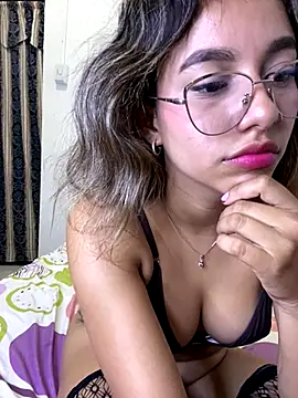 liahot69 online show from November 22, 2025, 3:49 am