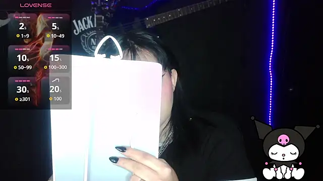 Jessie  wild online show from November 12, 2025, 10:08 am