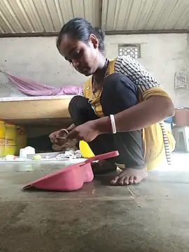 Snapshot of cuteriya5 chatting on November 11, 2025, 8:53 am cuteriya5 online show from November 11, 2025, 8:53 am