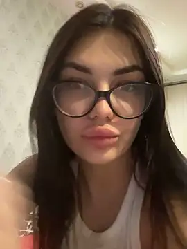 MilkaMoney6 online show from November 10, 2025, 4:23 pm