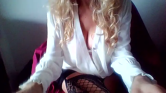 salentinasexy online show from March 2, 2026, 8:43 am