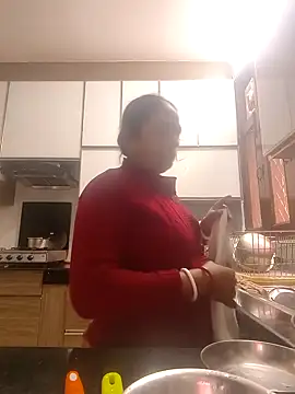 Hot-Sana2 online show from November 17, 2025, 5:33 am