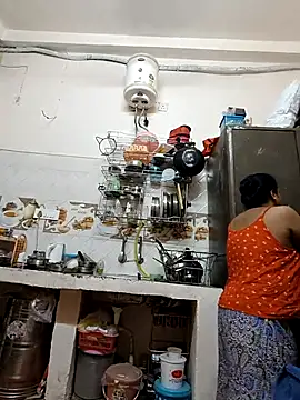 Hot-Sana2 online show from April 17, 2026, 6:33 pm