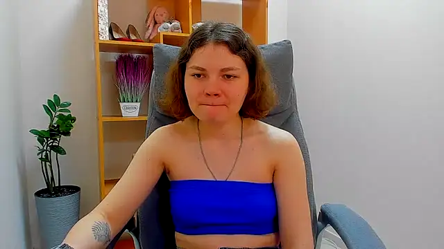 Snapshot of Stella-Maers chatting on April 29, 2026, 7:23 am Stella-Maers online show from April 29, 2026, 7:23 am