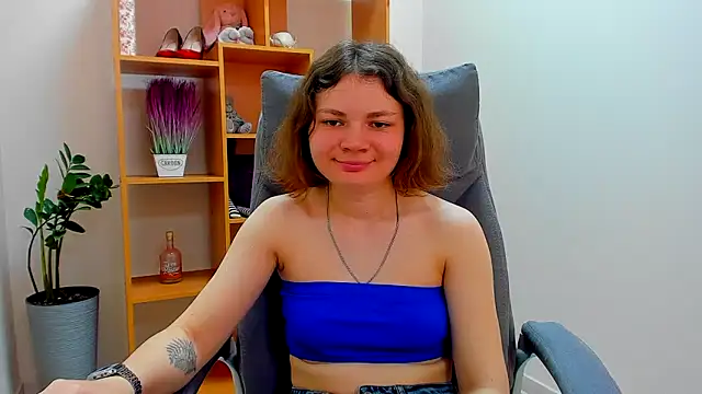 Snapshot of Stella-Maers chatting on May 26, 2026, 7:17 am Stella-Maers online show from May 26, 2026, 7:17 am