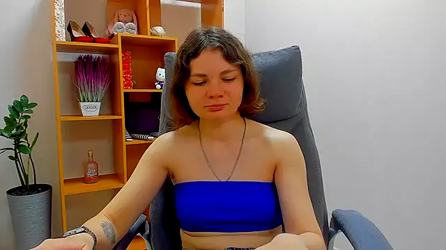 Snapshot of Stella-Maers chatting on May 13, 2026, 7:26 am Stella-Maers online show from May 13, 2026, 7:26 am