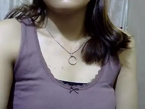 Snapshot of maira_33 chatting on November 23, 2025, 10:25 am maira 33 online show from November 23, 2025, 10:25 am