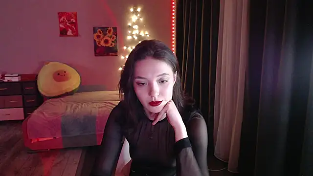 dolll maiya online show from December 22, 2025, 6:19 pm