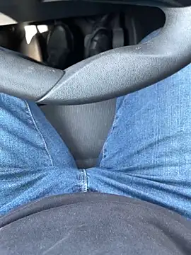 n0tf0und online show from November 7, 2025, 5:39 pm