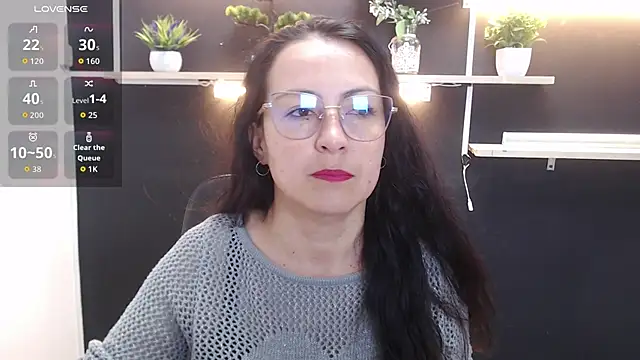 Lauryn Jones online show from April 6, 2026, 5:03 pm