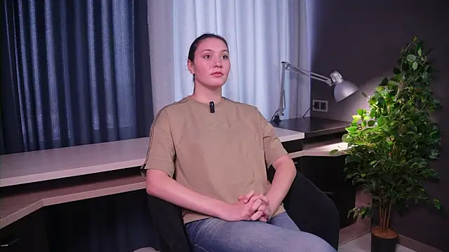 RubyZadroga online show from November 5, 2025, 3:20 am