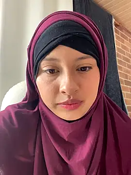 Melek Seraya online show from November 16, 2025, 2:05 am