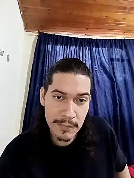 Snapshot of OnixAgata0 chatting on November 10, 2025, 10:37 pm OnixAgata0 online show from November 10, 2025, 10:37 pm