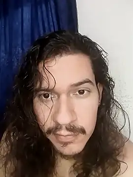 Snapshot of OnixAgata0 chatting on November 23, 2025, 10:42 pm OnixAgata0 online show from November 23, 2025, 10:42 pm