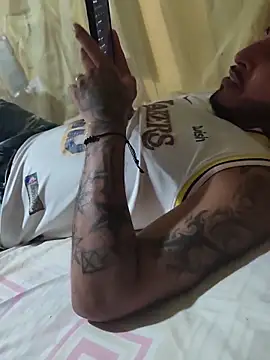 Snapshot of taylor1991V chatting on February 1, 2026, 9:13 pm taylor1991V online show from February 1, 2026, 9:13 pm