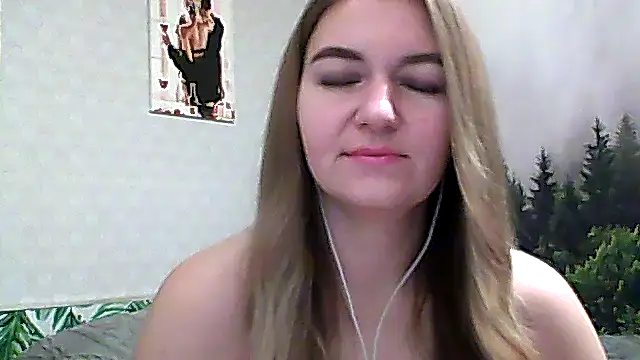 CandyOLimeX online show from December 3, 2025, 10:09 pm