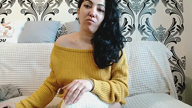 CharmingPearl online show from March 26, 2026, 7:28 am