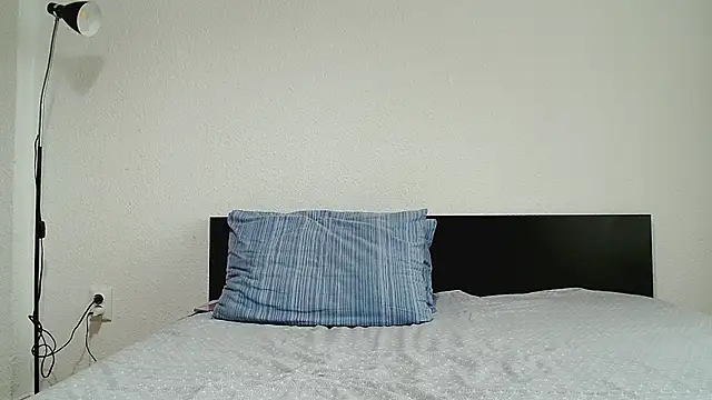 CharmingPearl online show from November 7, 2025, 7:46 am