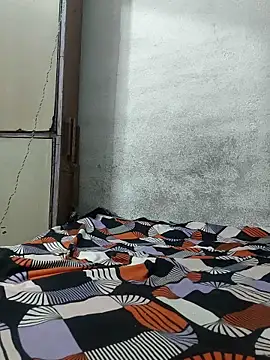 baby Cpl21 online show from November 6, 2025, 6:39 am