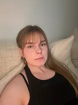 Snapshot of LisaFreierxx chatting on July 4, 2026, 2:10 pm LisaFreierxx online show from July 4, 2026, 2:10 pm