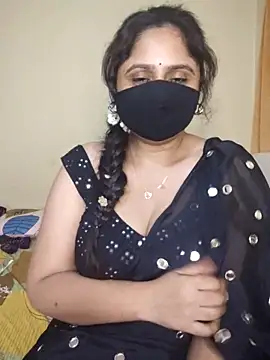 Snapshot of mouni499 chatting on June 2, 2026, 4:40 pm mouni499 online show from June 2, 2026, 4:40 pm