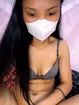 Snapshot of lung-linh chatting on January 10, 2026, 1:06 pm lung-linh online show from January 10, 2026, 1:06 pm