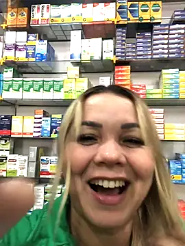 imoly  online show from November 10, 2025, 6:13 pm