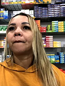 imoly  online show from November 8, 2025, 11:58 am