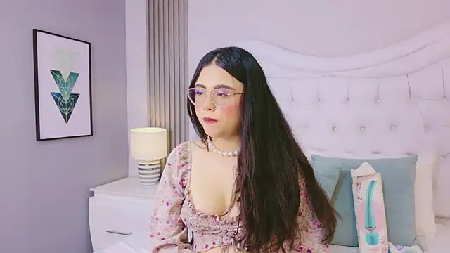 ScarlettPetrova online show from May 28, 2026, 11:38 am