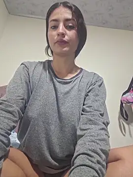 GISELLA   online show from November 11, 2025, 10:21 am