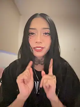 Snapshot of JIORYOvO chatting on December 1, 2025, 12:00 am JIORYOvO online show from December 1, 2025, 12:00 am