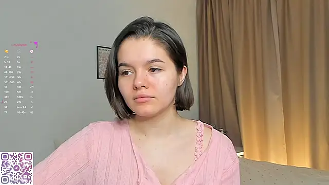 Xo Laura online show from January 14, 2026, 1:42 am